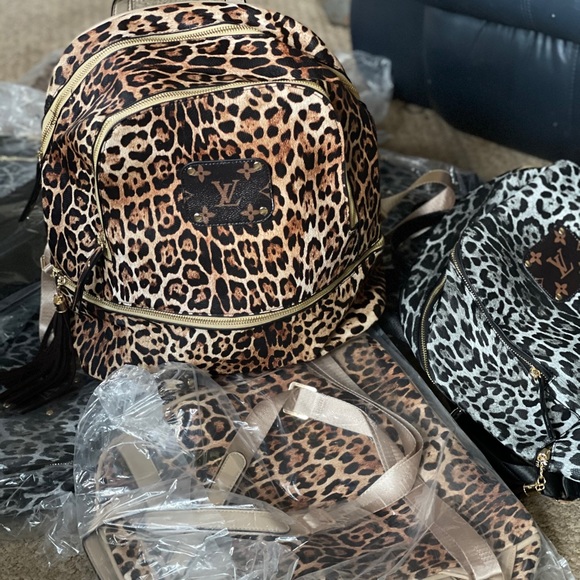 Backpack! - Picture 2 of 2